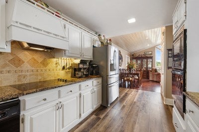 Young Harris, Georgia, 30582, United States, 2 Bedrooms Bedrooms, ,3 BathroomsBathrooms,Residential,For Sale,1940477