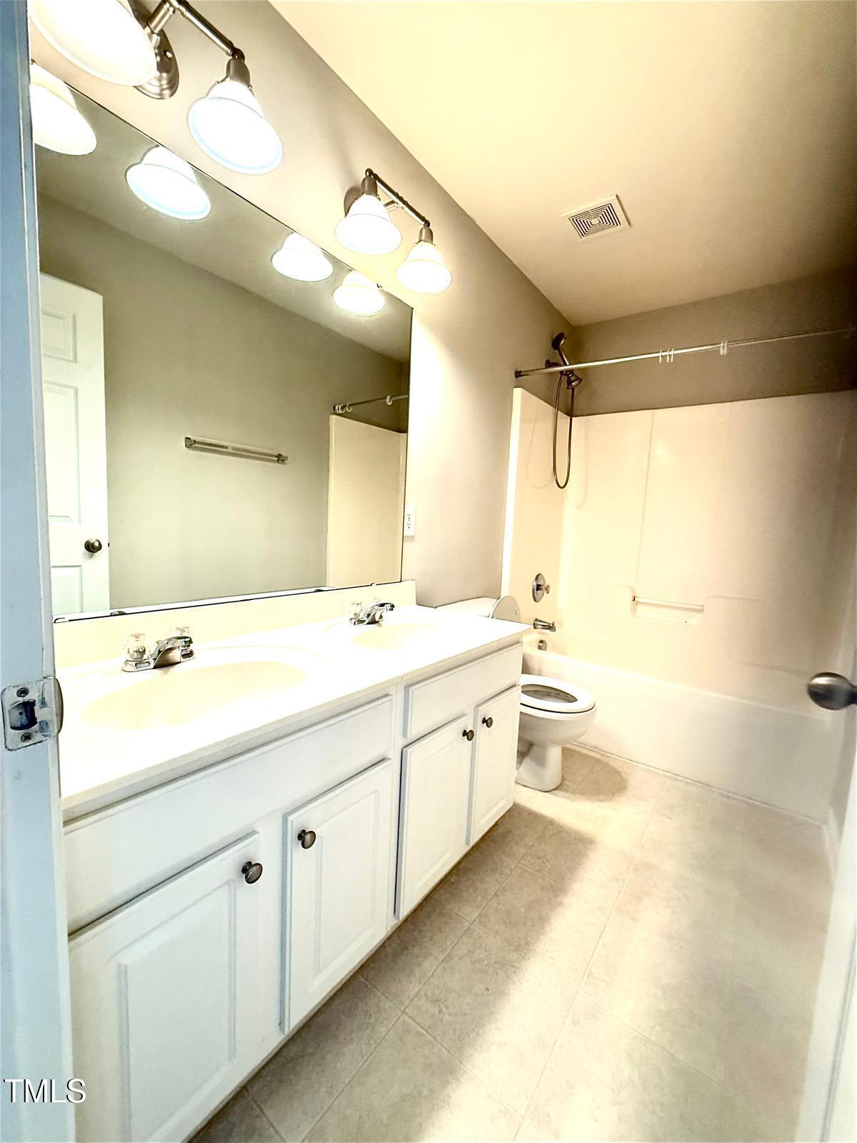 Morrisville, North Carolina, 27560, United States, 4 Bedrooms Bedrooms, ,3 BathroomsBathrooms,Residential,For Sale,1795316