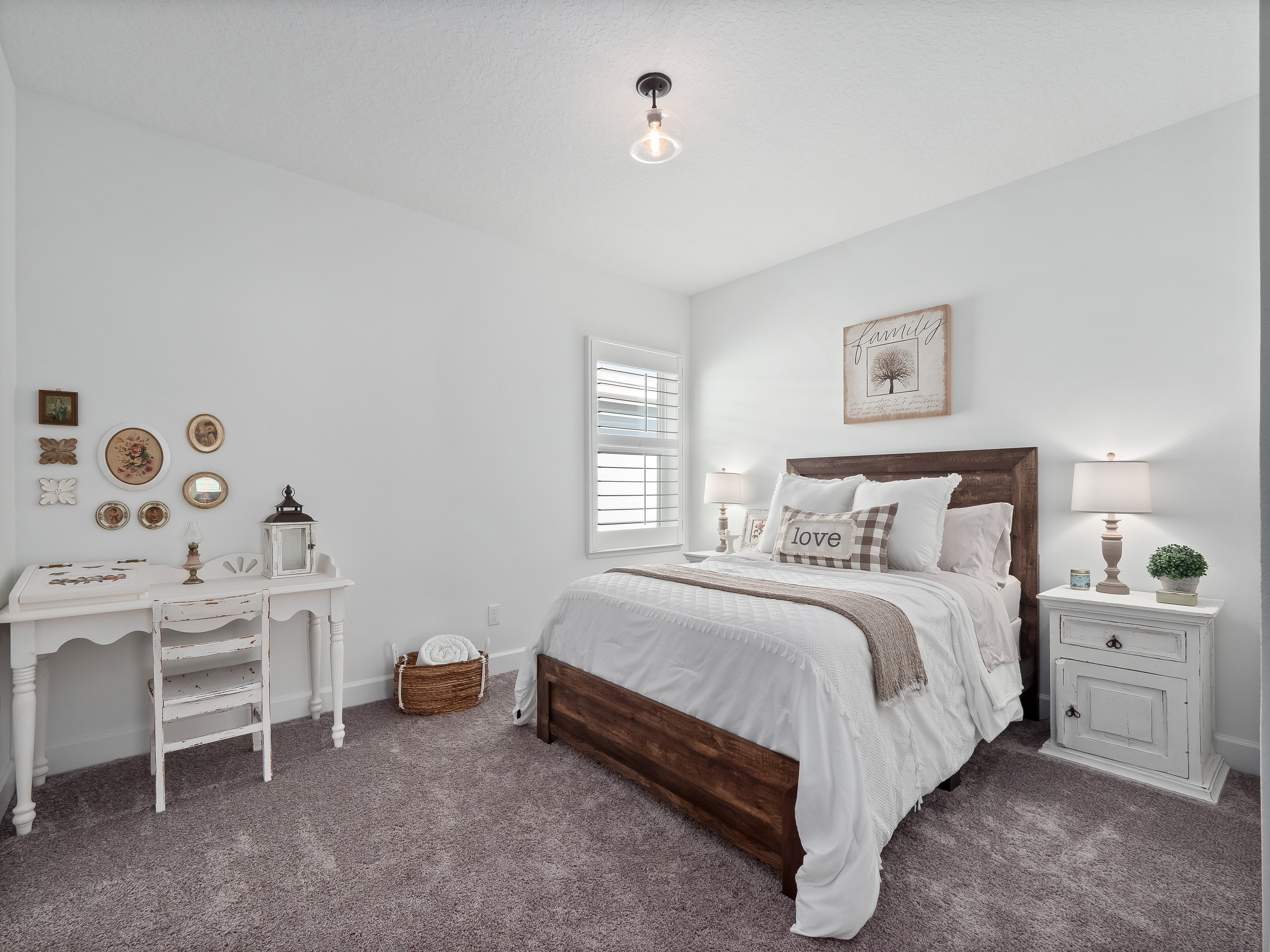 Winter Garden, Florida, 34787, United States, 5 Bedrooms Bedrooms, ,5 BathroomsBathrooms,Residential,For Sale,1914233