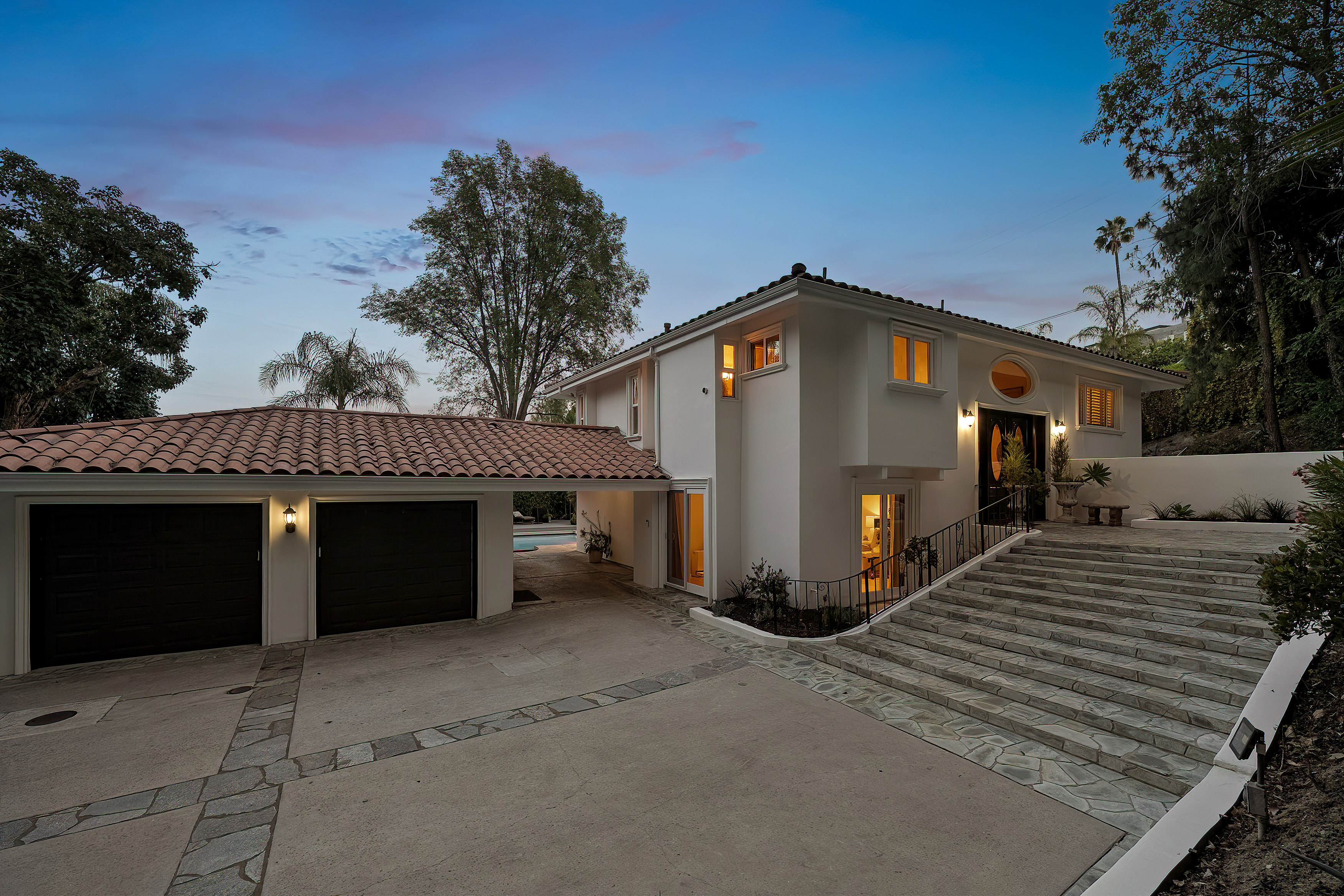  4807 Brewster Drive - 物件實景
