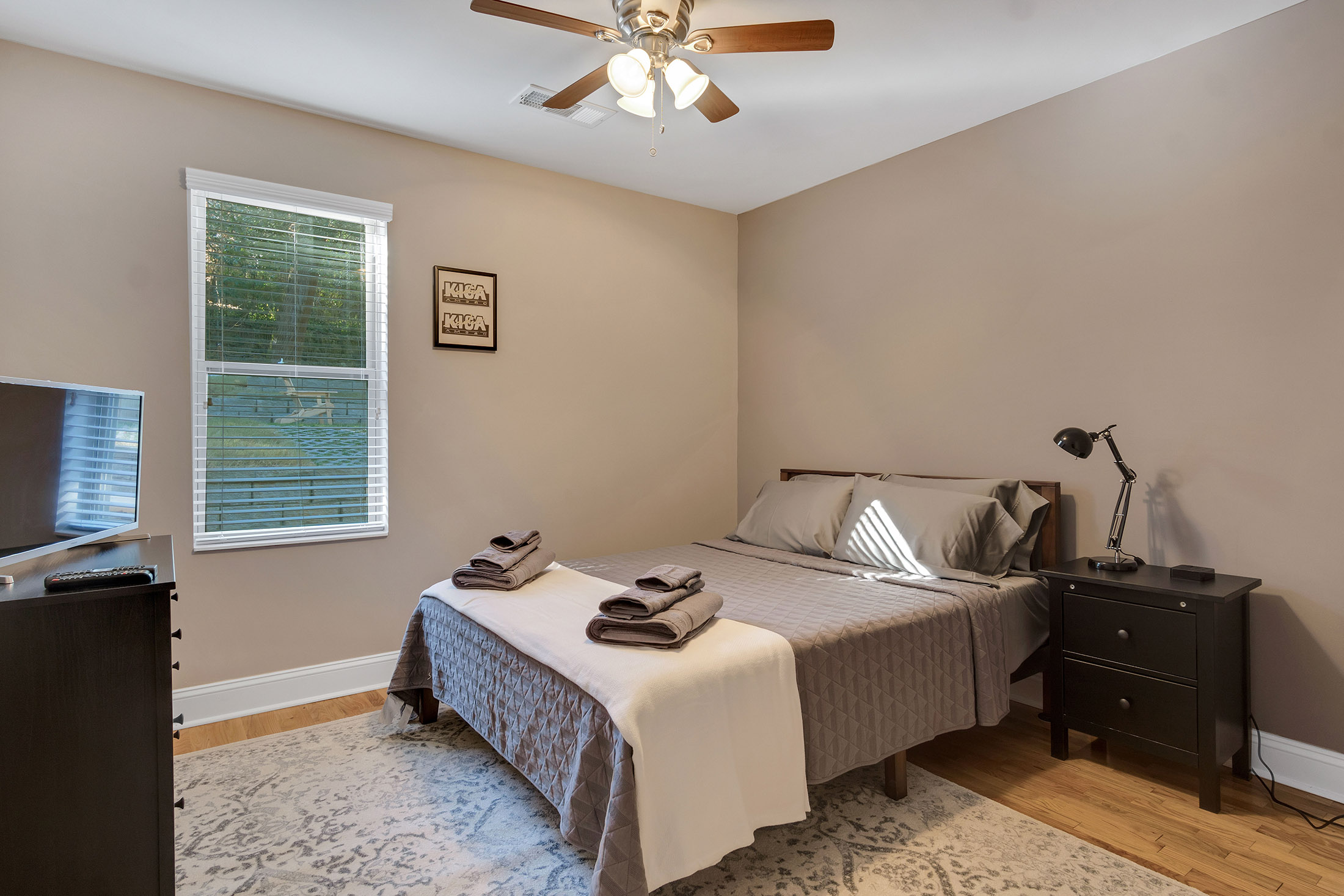  Beautifully Renovated Bungalow Perched above Orme Park in Virginia-Highland - 物件實景
