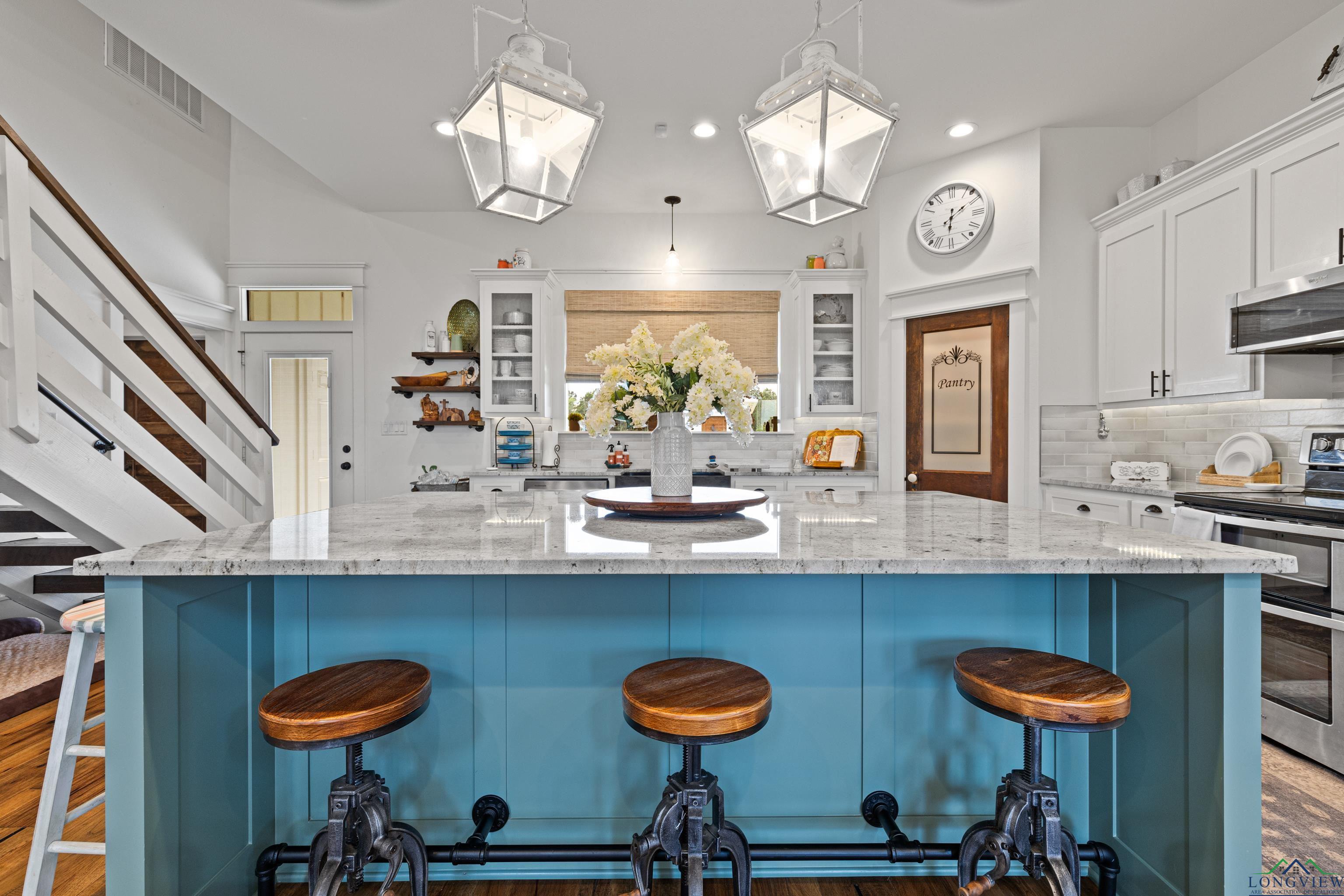 Jefferson, Texas, 75657, United States, 4 Bedrooms Bedrooms, ,4 BathroomsBathrooms,Residential,For Sale,1859470