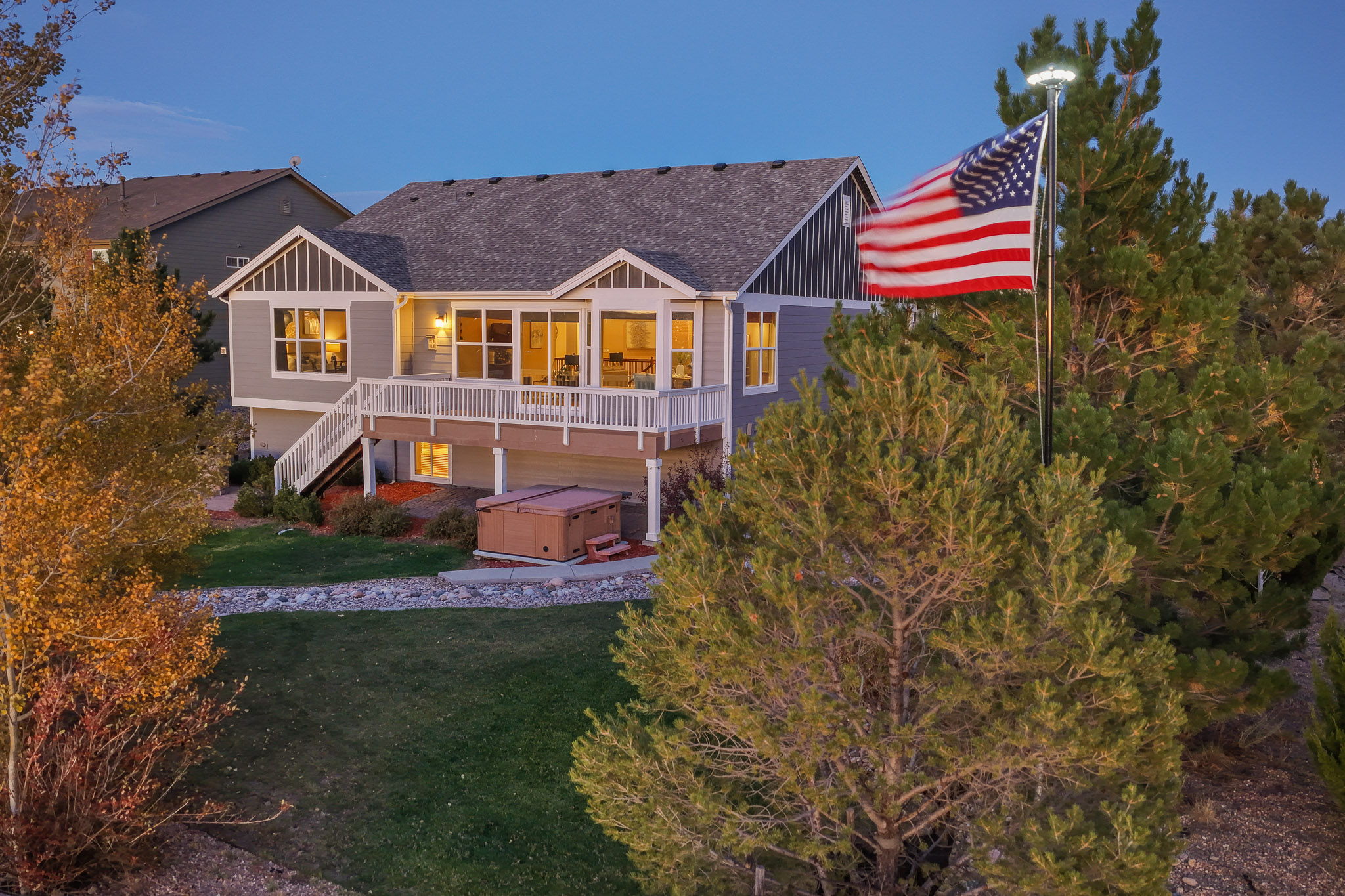  Experience elevated Colorado living in this exceptional ranch-style home. - 物件實景