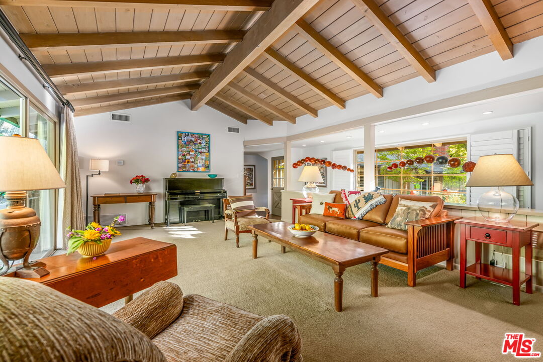 Los Angeles, California, 90049, United States, 4 Bedrooms Bedrooms, ,3 BathroomsBathrooms,Residential,For Sale,1805852