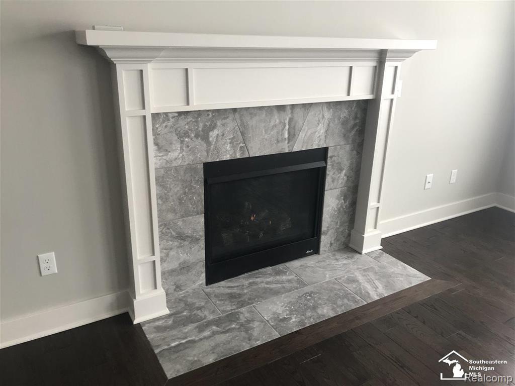 York Township, Michigan, 48176, United States, 4 Bedrooms Bedrooms, ,2 BathroomsBathrooms,Residential,For Sale,1988753