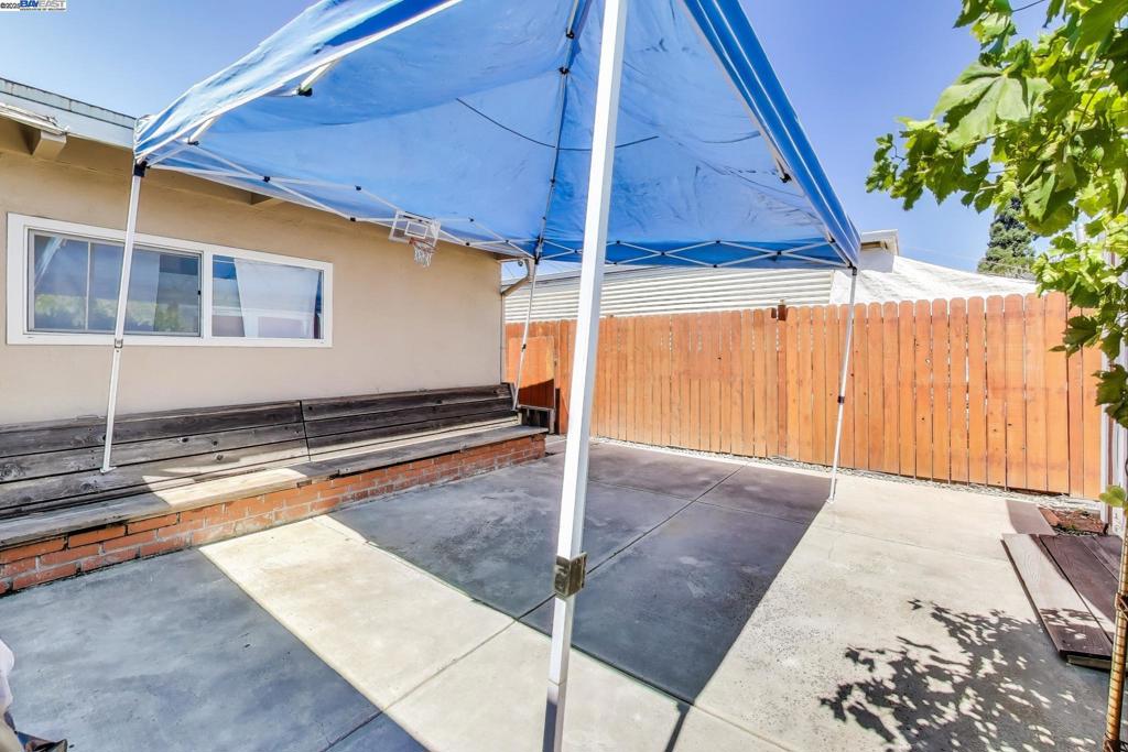 Hayward, California, 94544, United States, 3 Bedrooms Bedrooms, ,2 BathroomsBathrooms,Residential,For Sale,1938339