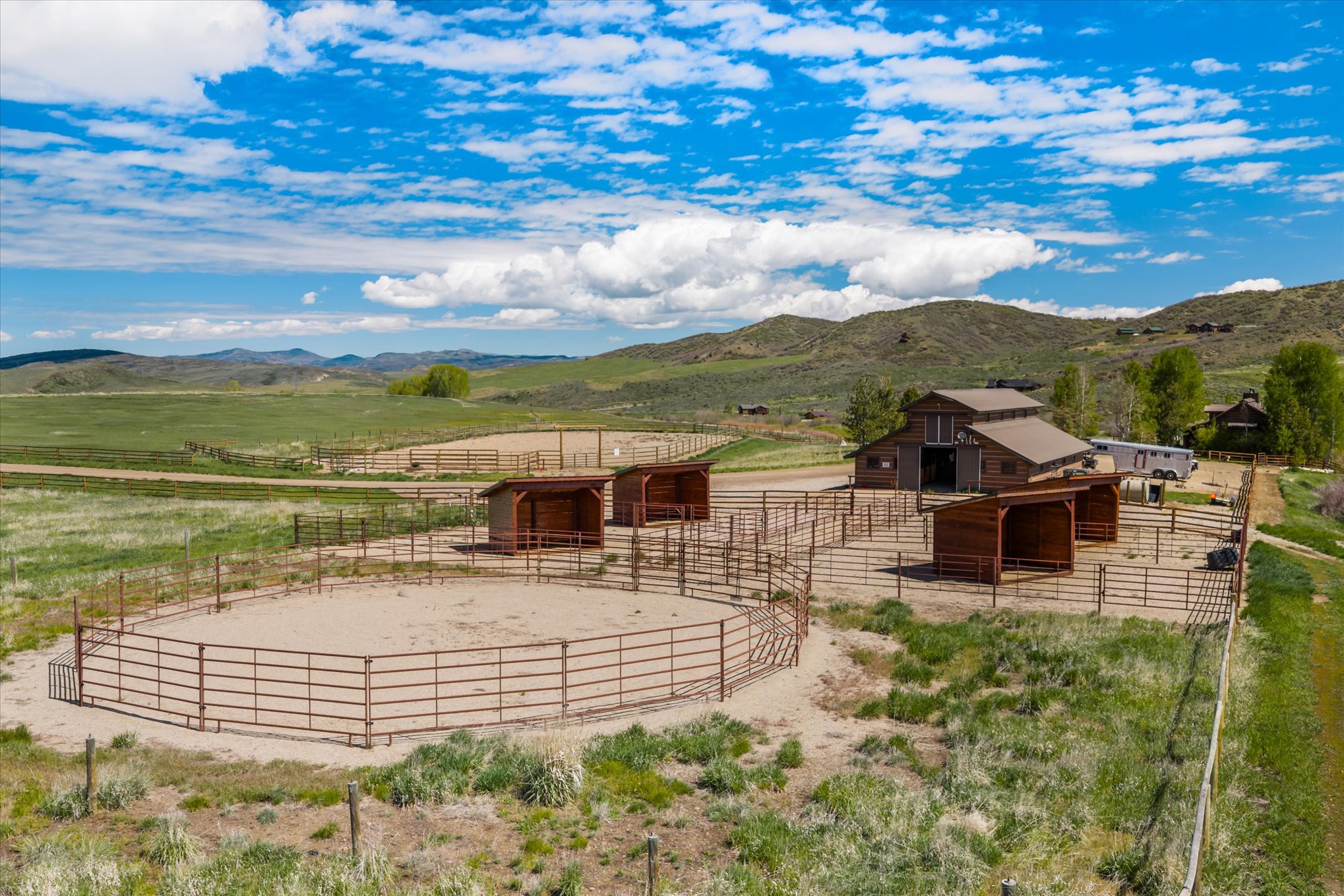  32090 Judges Viewpoint, Oak Creek, CO 80467 - 物件實景