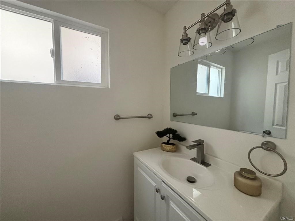 Los Angeles, California, 90059, United States, 3 Bedrooms Bedrooms, ,2 BathroomsBathrooms,Residential,For Sale,2012072