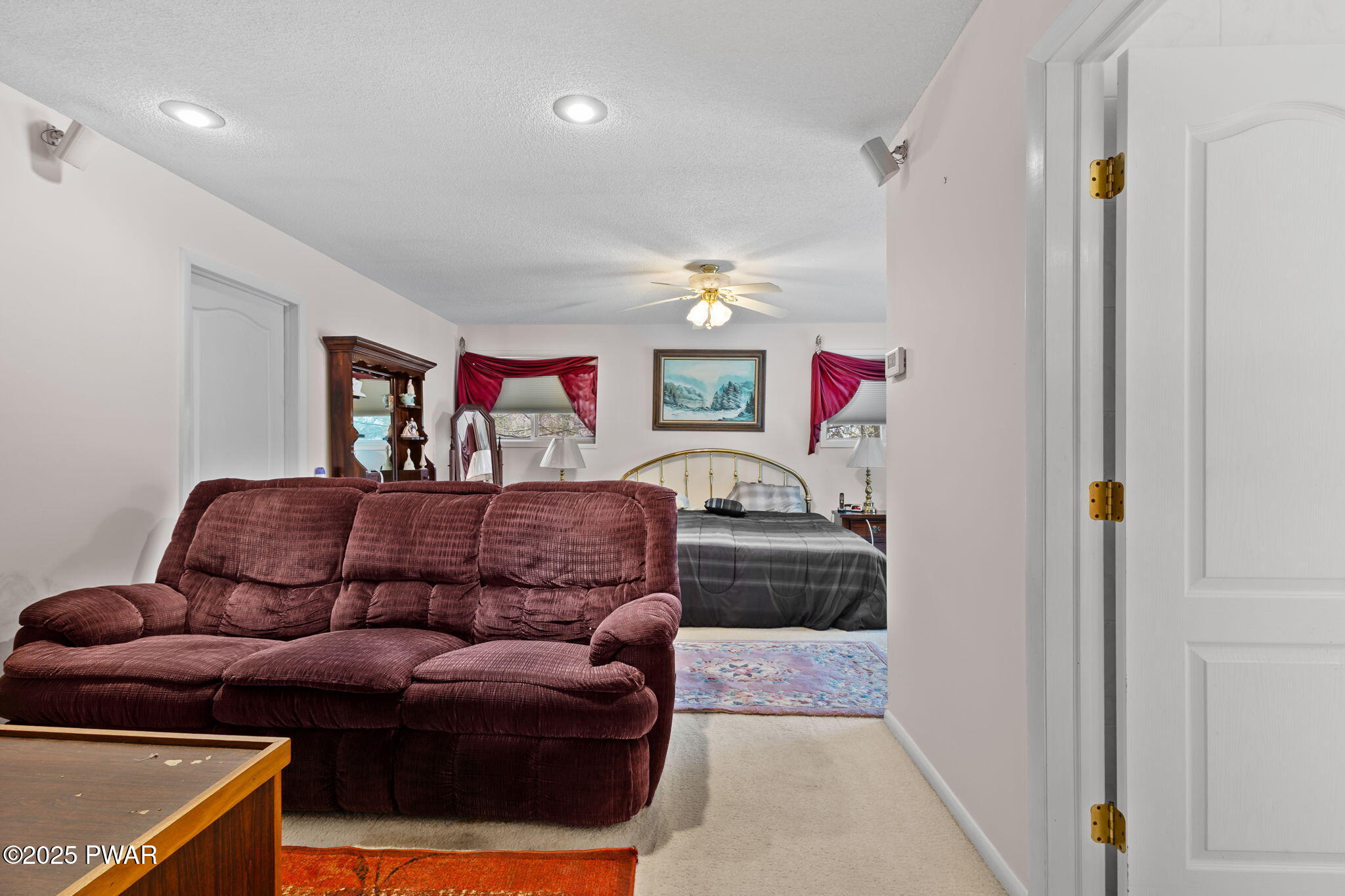 Lakeville, Pennsylvania, 18438, United States, 3 Bedrooms Bedrooms, ,3 BathroomsBathrooms,Residential,For Sale,1765507