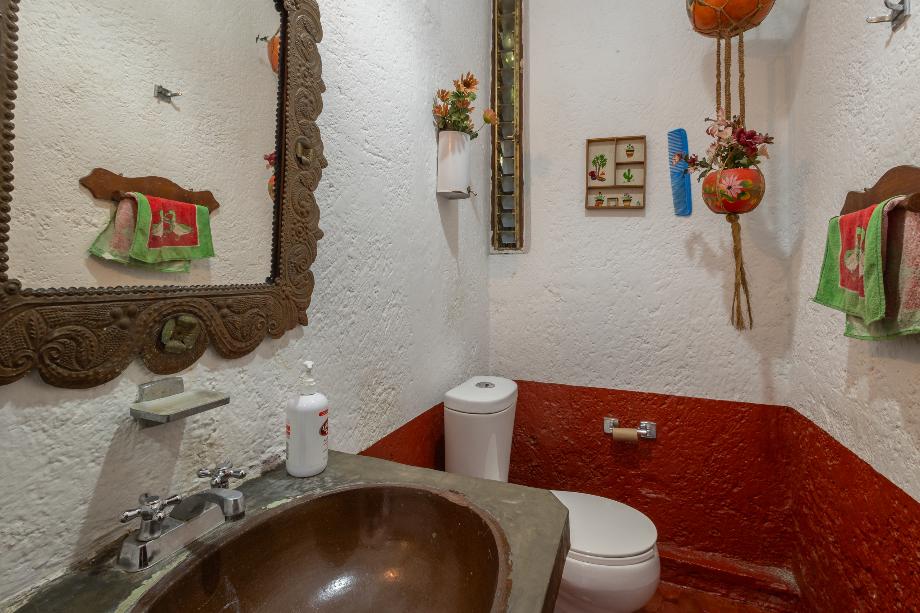 Tlalpan, Ciudad de México, 14630, Mexico, 4 Bedrooms Bedrooms, ,2 BathroomsBathrooms,Residential,For Sale,1819471
