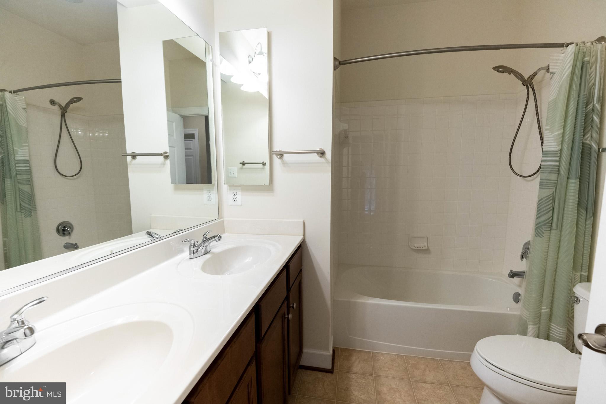 California, Maryland, 20619, United States, 4 Bedrooms Bedrooms, ,5 BathroomsBathrooms,Residential,For Sale,2049088