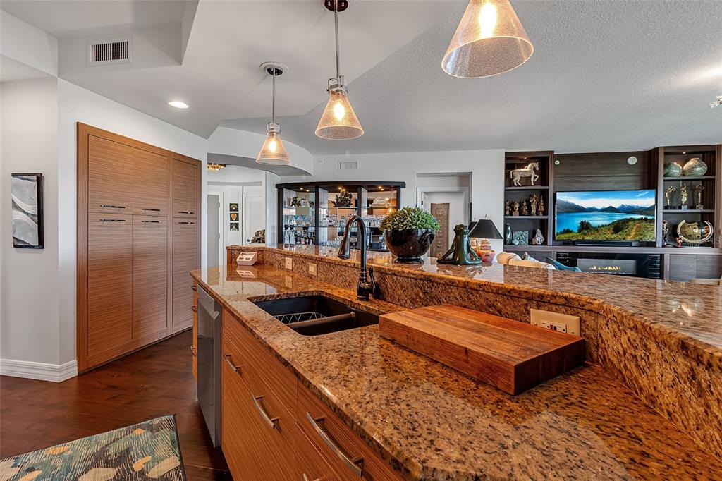 Osprey, Florida, 34229, United States, 3 Bedrooms Bedrooms, ,3 BathroomsBathrooms,Residential,For Sale,1992079