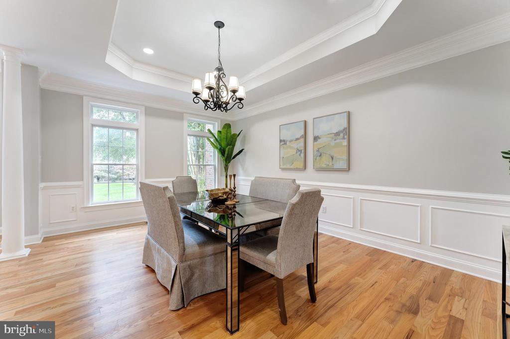 Fairfax, Virginia, 22033, United States, 6 Bedrooms Bedrooms, ,6 BathroomsBathrooms,Residential,For Sale,1973786