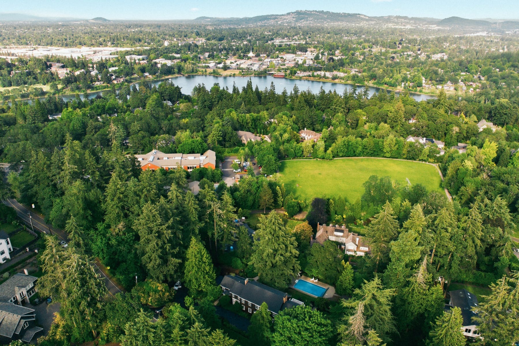  2030 S MILITARY RD Portland, OR 97219 - 物件實景