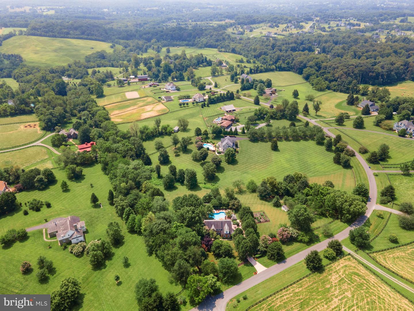 Waterford, Virginia, 20197, United States, 5 Bedrooms Bedrooms, ,4 BathroomsBathrooms,Residential,For Sale,1940957