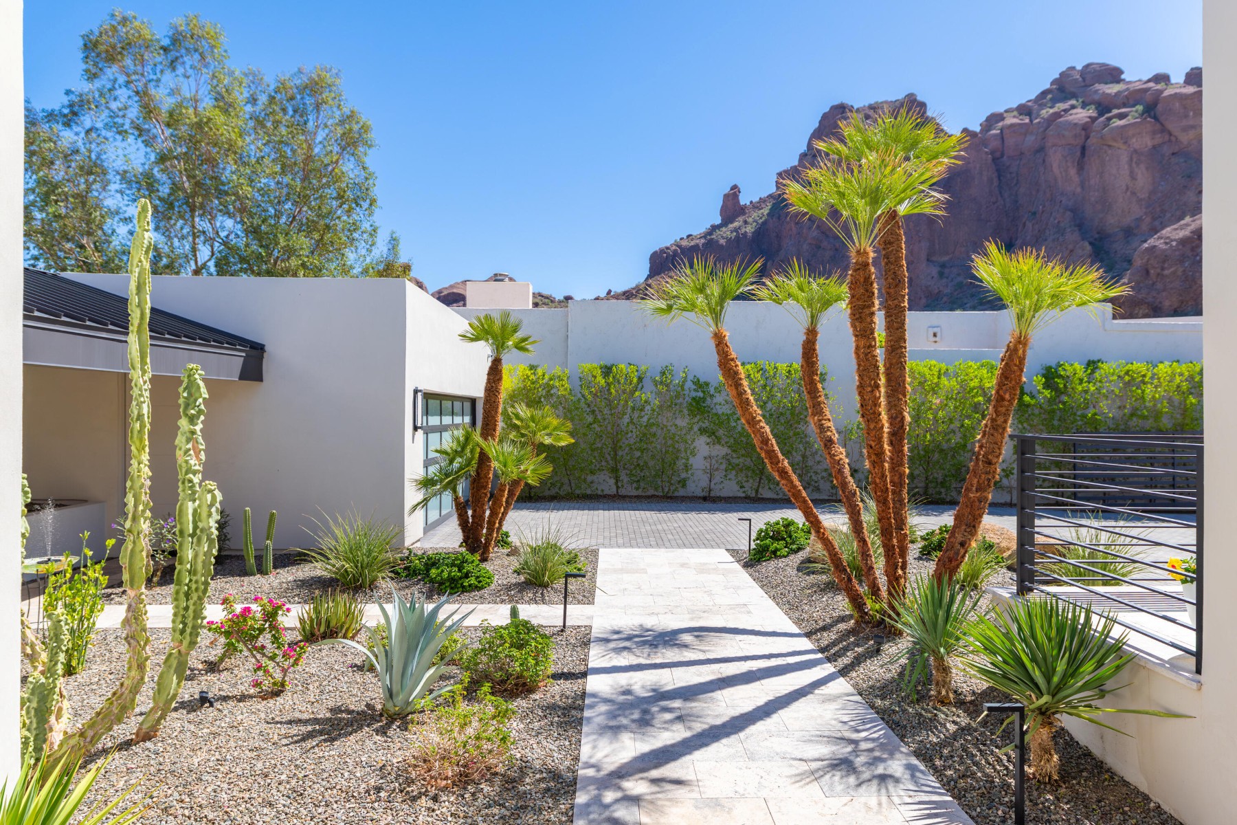  5724 N ECHO CANYON DR¦Phoenix, AZ - 物件實景
