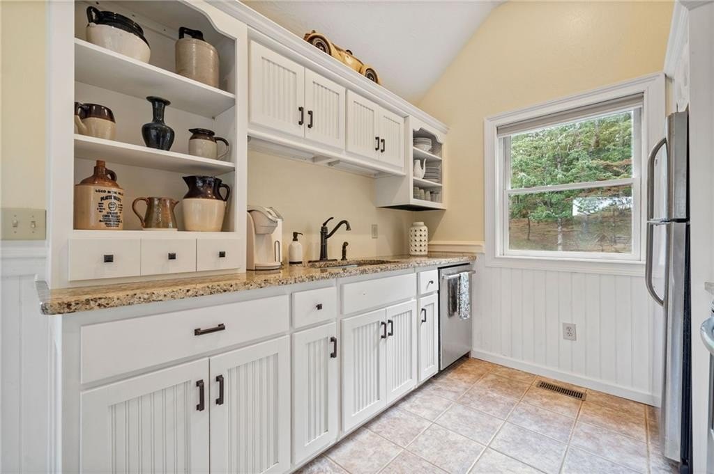 Jasper, Georgia, 30143, United States, 6 Bedrooms Bedrooms, ,6 BathroomsBathrooms,Residential,For Sale,1766130