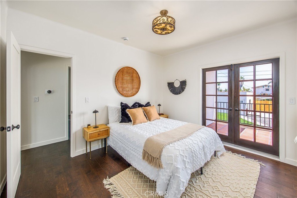 Los Angeles, California, 90043, United States, 3 Bedrooms Bedrooms, ,2 BathroomsBathrooms,Residential,For Sale,1933767