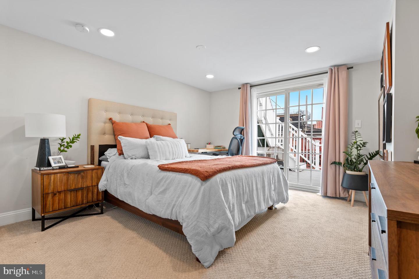 Baltimore, Maryland, 21224, United States, 3 Bedrooms Bedrooms, ,3 BathroomsBathrooms,Residential,For Sale,1939633