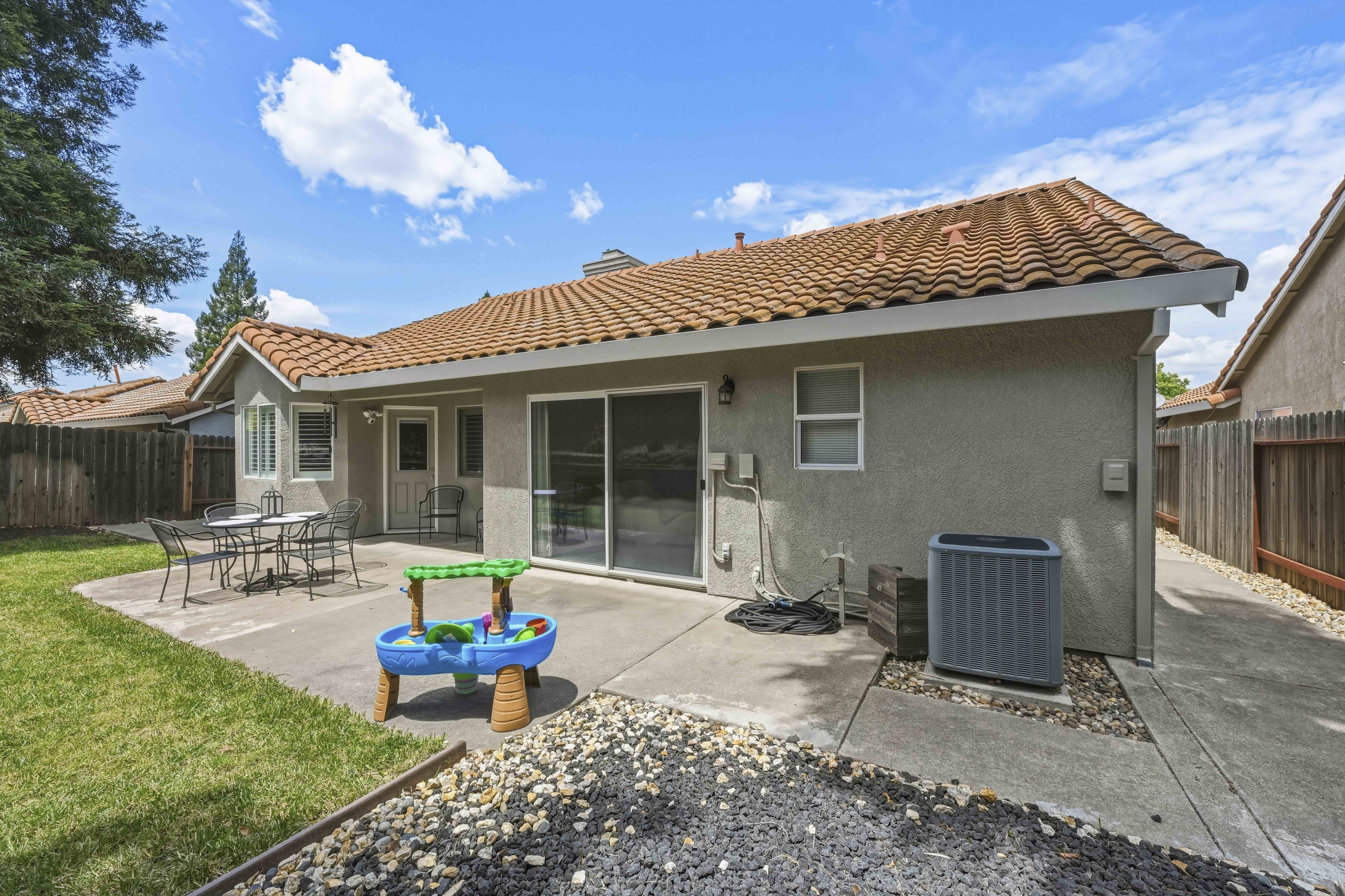  5013 Charter Road, Rocklin, CA 95765 - 物件實景