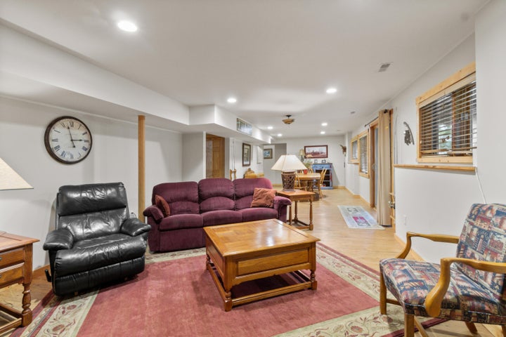 Crown Point, Indiana, 46307, United States, 3 Bedrooms Bedrooms, ,3 BathroomsBathrooms,Residential,For Sale,1942577