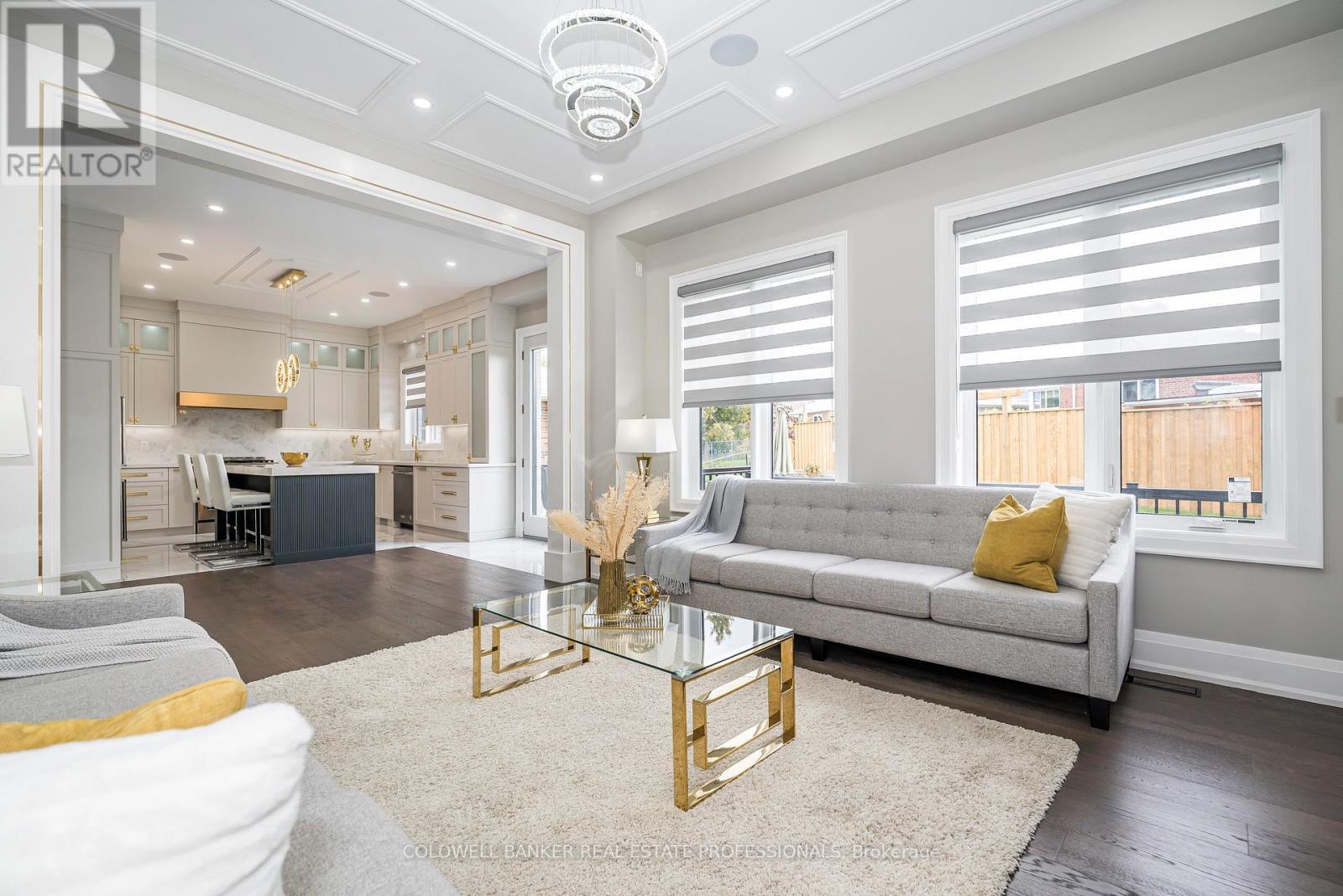 TORONTO (WEXFORD-MARYVALE), Ontario, M1R 3X4, CA, 8 Bedrooms Bedrooms, ,7 BathroomsBathrooms,Residential,For Sale,1951163