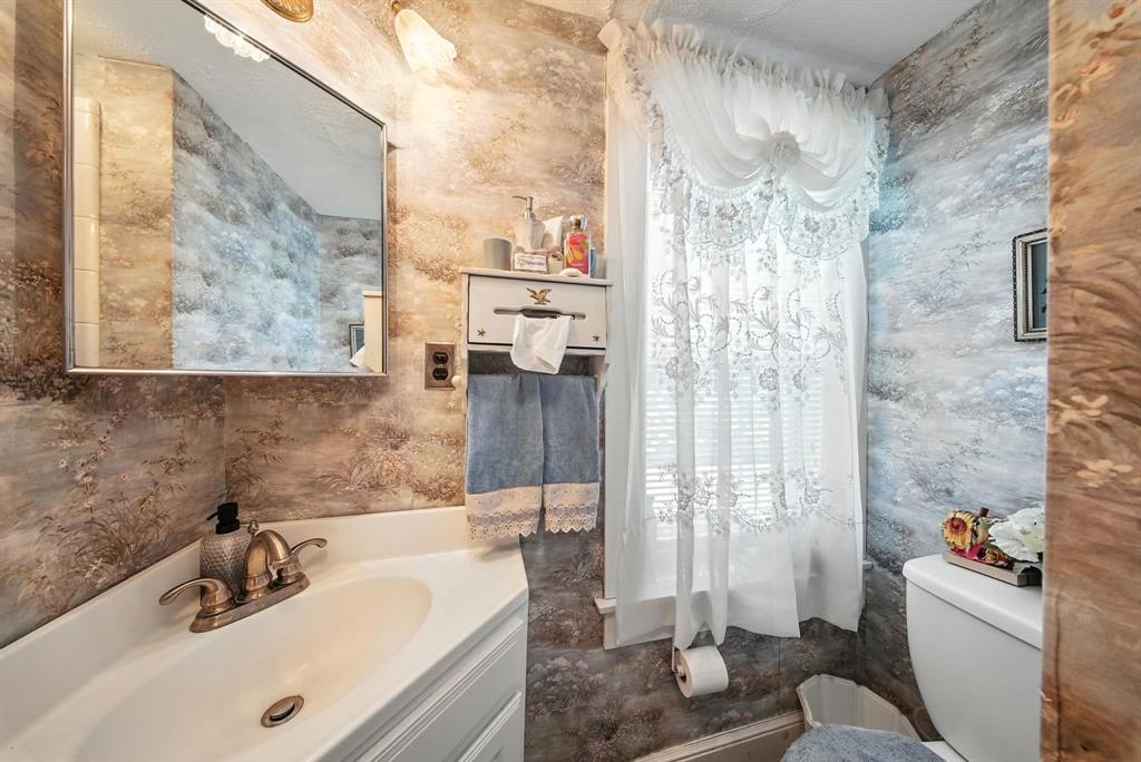 North Branch, New York, 12766, United States, 4 Bedrooms Bedrooms, ,3 BathroomsBathrooms,Residential,For Sale,1977100