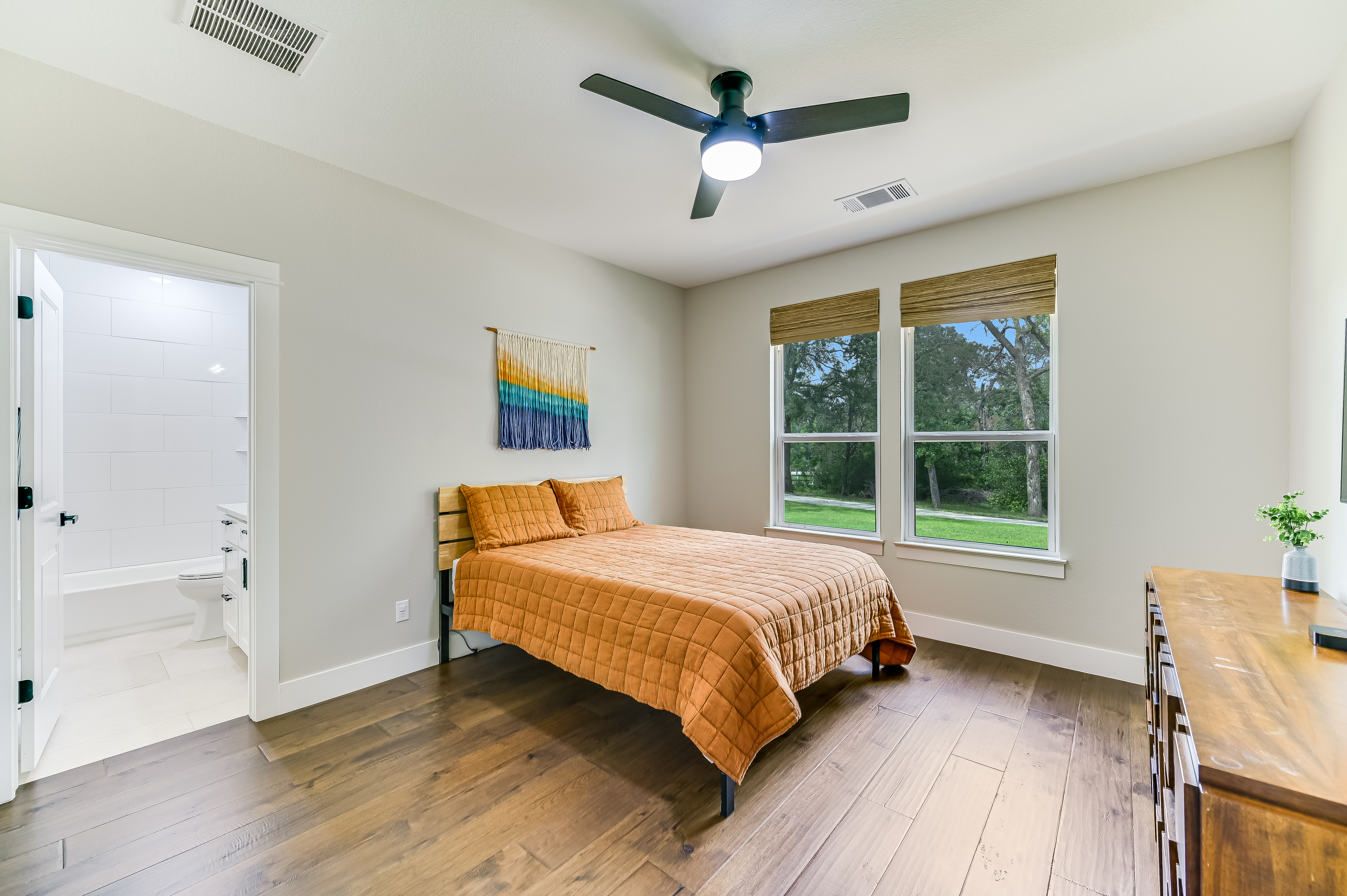  Contemporary Classic in Jacobs Landing - 物件實景
