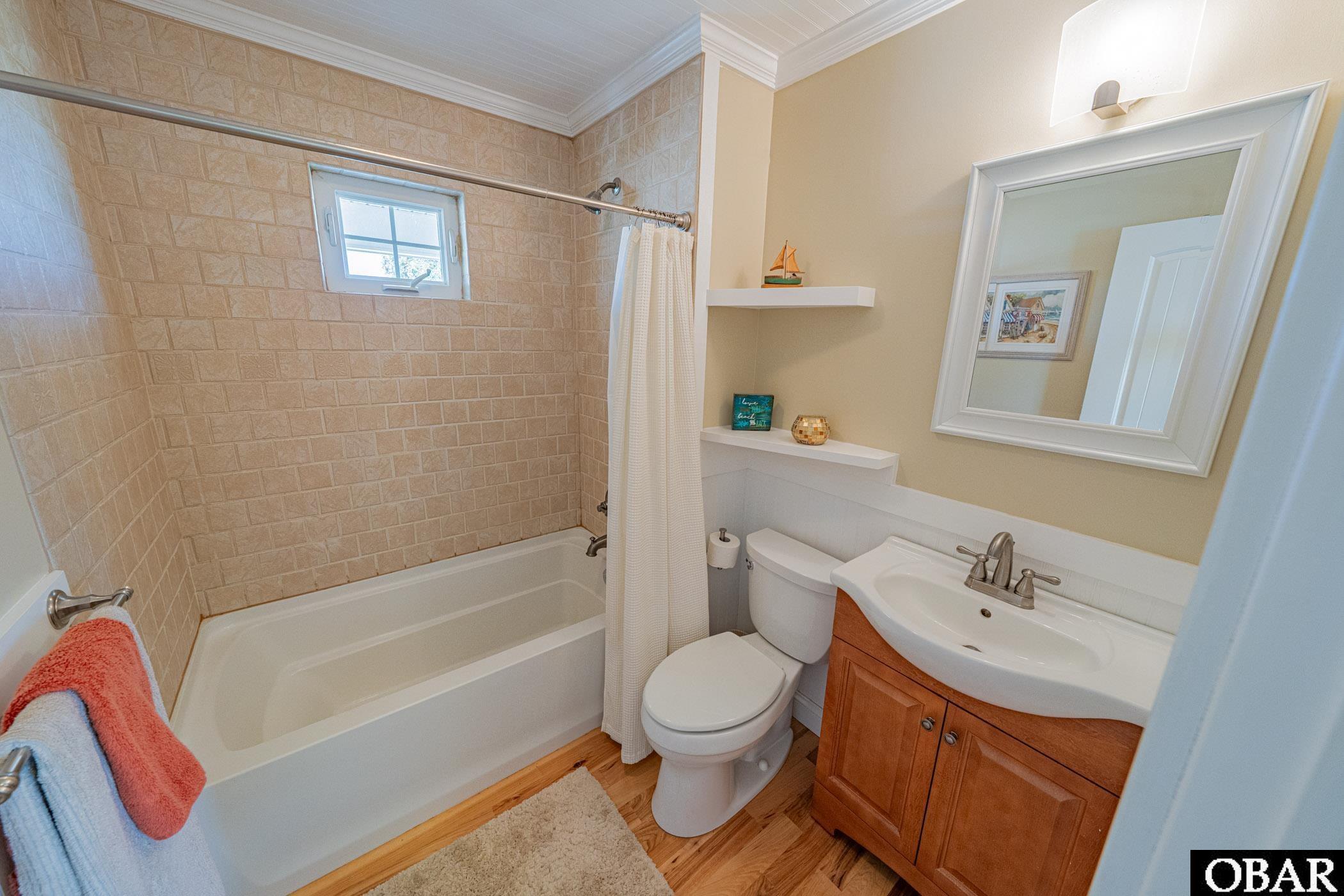 Kill Devil Hills, North Carolina, 27948, United States, 2 Bedrooms Bedrooms, ,2 BathroomsBathrooms,Residential,For Sale,1959195