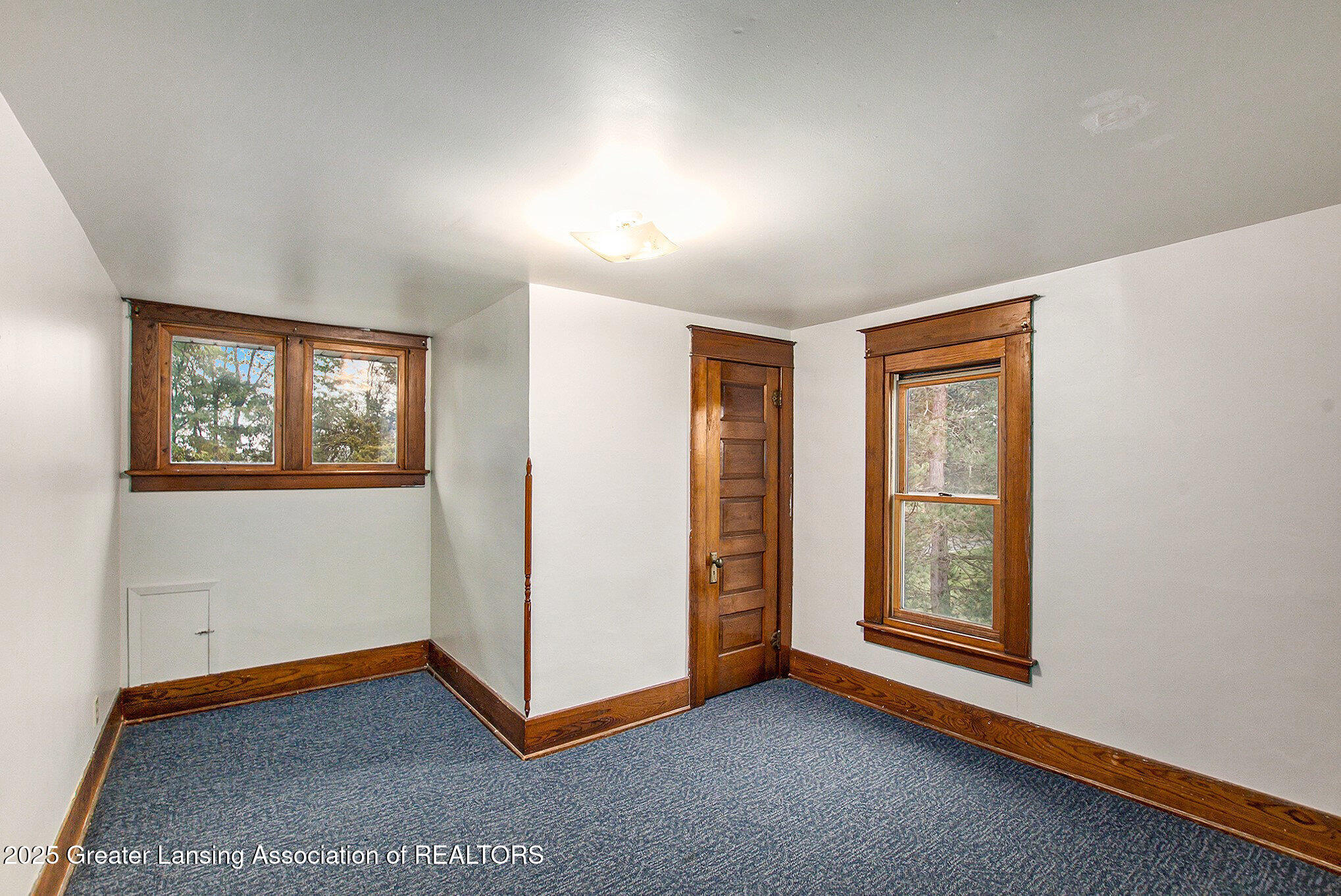 Webberville, Michigan, 48892, United States, 5 Bedrooms Bedrooms, ,2 BathroomsBathrooms,Residential,For Sale,1963155