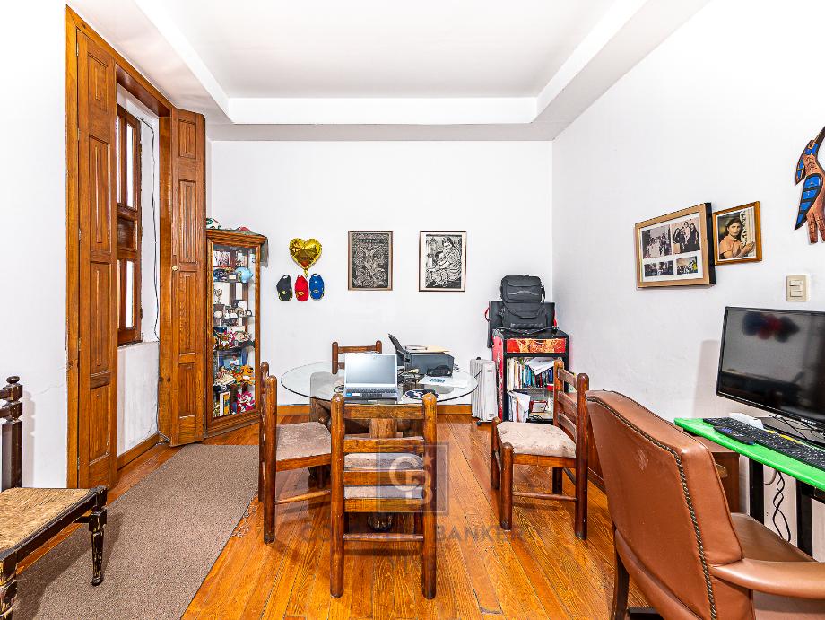 Chihuahua, Cuauhtémoc, Ciudad de México, 06700, Mexico, 5 Bedrooms Bedrooms, ,4 BathroomsBathrooms,Residential,For Sale,Chihuahua,1571530
