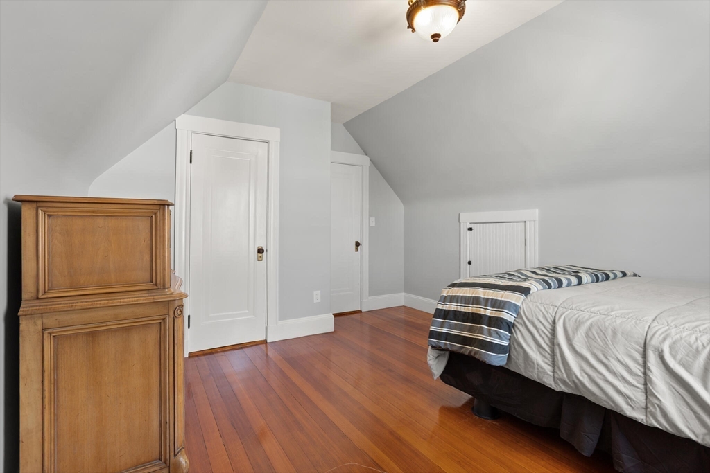 Medford, Massachusetts, 02155, United States, 4 Bedrooms Bedrooms, ,2 BathroomsBathrooms,Residential,For Sale,1904256