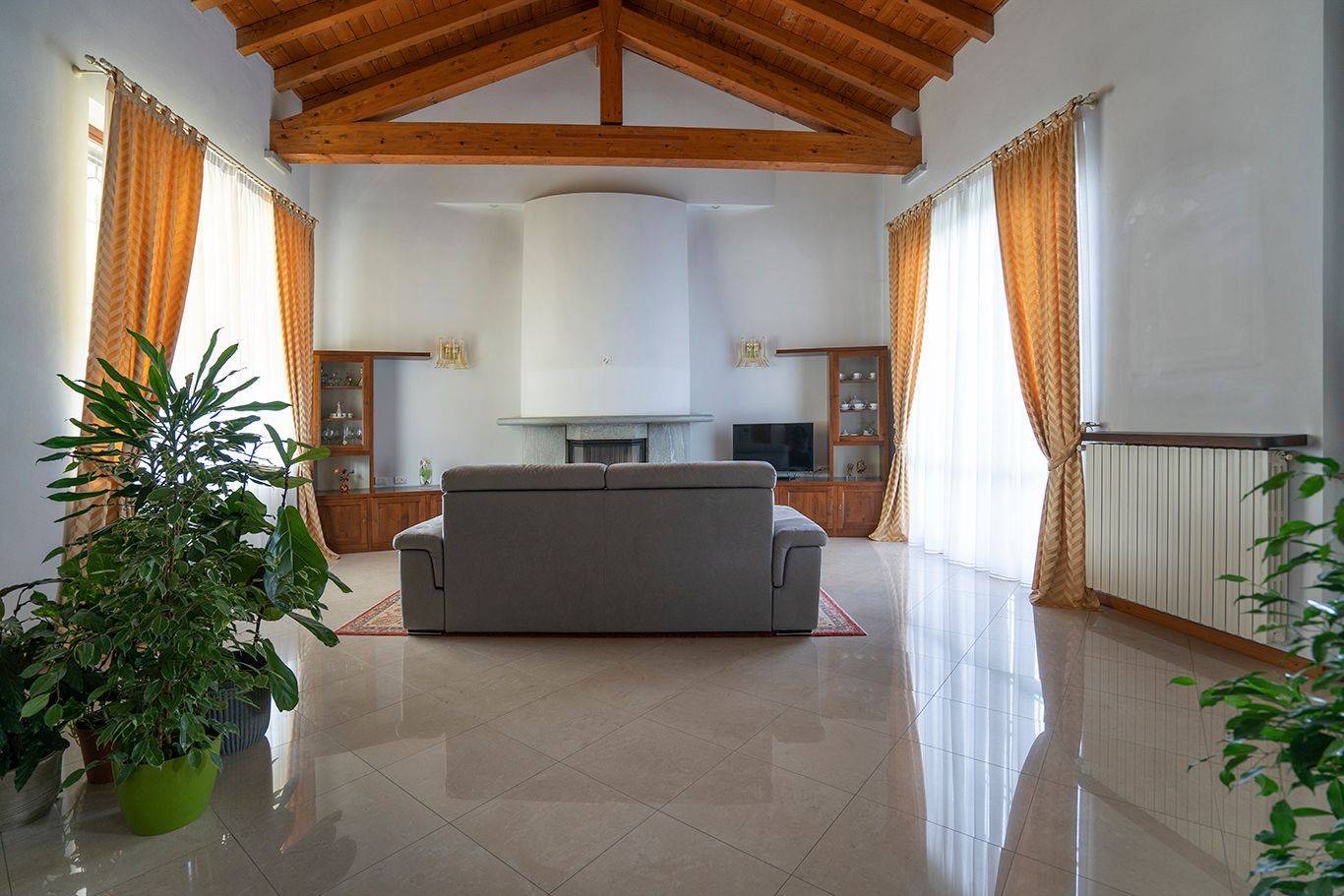 Usmate Velate, Monza e Brianza, 20040, IT, 3 Bedrooms Bedrooms, ,4 BathroomsBathrooms,Residential,For Sale,1838025