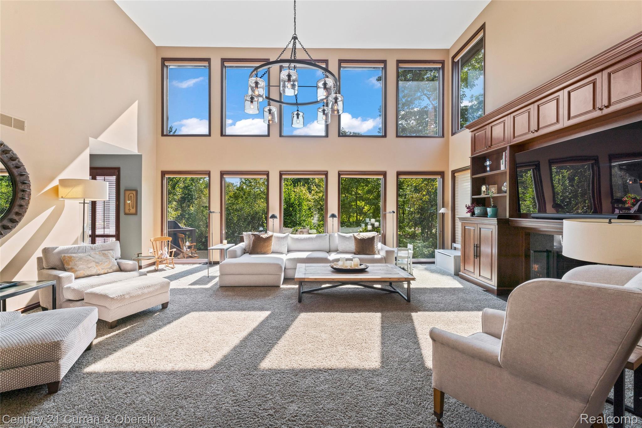 Commerce Charter Township, Michigan, 48382, United States, 4 Bedrooms Bedrooms, ,5 BathroomsBathrooms,Residential,For Sale,1974674