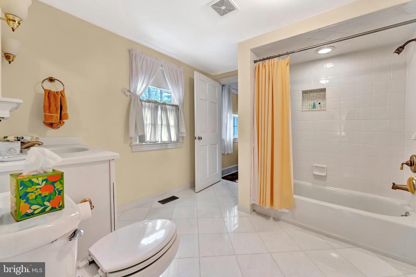 Princeton, New Jersey, 08540, United States, 5 Bedrooms Bedrooms, ,5 BathroomsBathrooms,Residential,For Sale,1947040