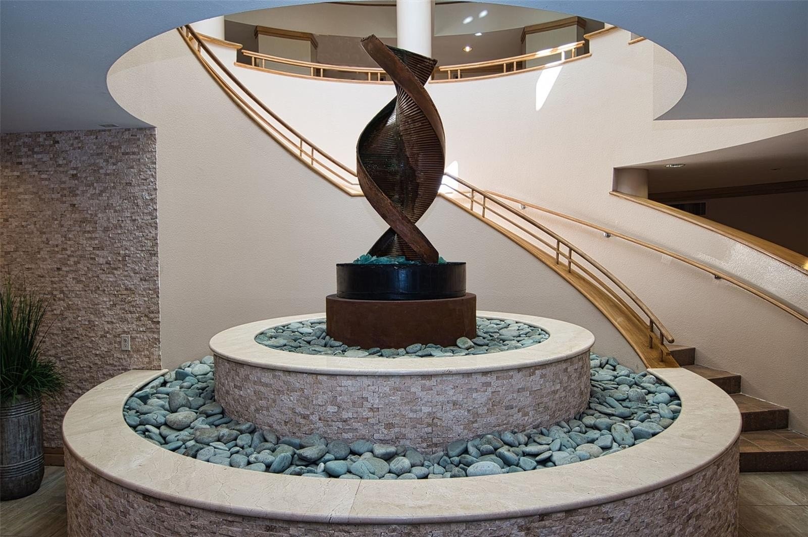 CLEARWATER BEACH, Florida, 33767, United States, 3 Bedrooms Bedrooms, ,3 BathroomsBathrooms,Residential,For Sale,1976506