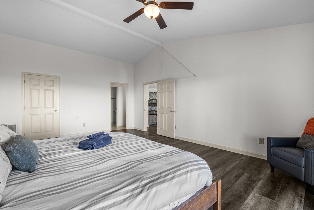 Murphy, North Carolina, 28096, United States, 4 Bedrooms Bedrooms, ,4 BathroomsBathrooms,Residential,For Sale,1871298
