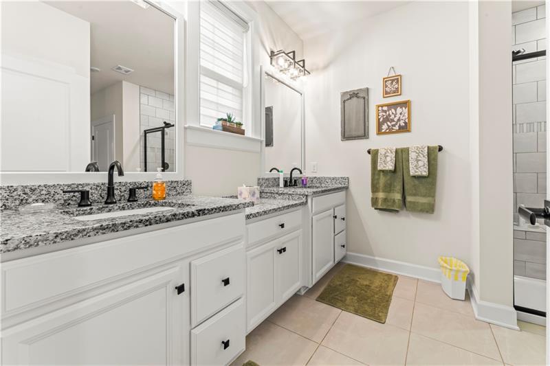 Canonsburg, Pennsylvania, 15317, United States, 3 Bedrooms Bedrooms, ,3 BathroomsBathrooms,Residential,For Sale,1895014