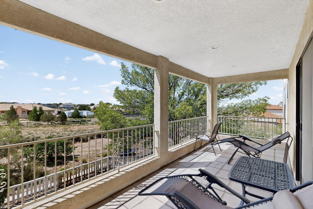 Albuquerque, New Mexico, 87122, United States, 5 Bedrooms Bedrooms, ,5 BathroomsBathrooms,Residential,For Sale,1933221