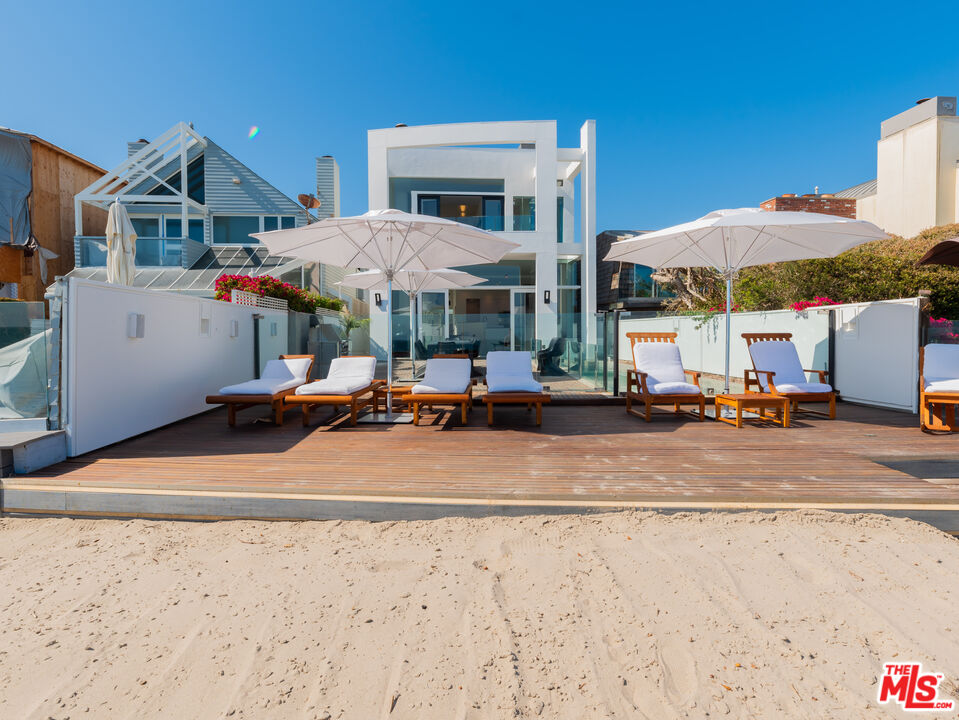 Malibu, California, 90265, United States, 4 Bedrooms Bedrooms, ,6 BathroomsBathrooms,Residential,For Sale,1912115