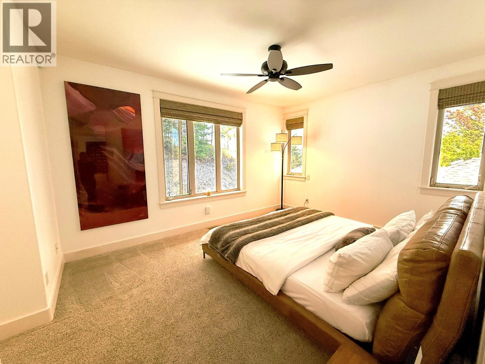 VERNON, British Columbia, V1H 1Y5, CA, 4 Bedrooms Bedrooms, ,2 BathroomsBathrooms,Residential,For Sale,1948063