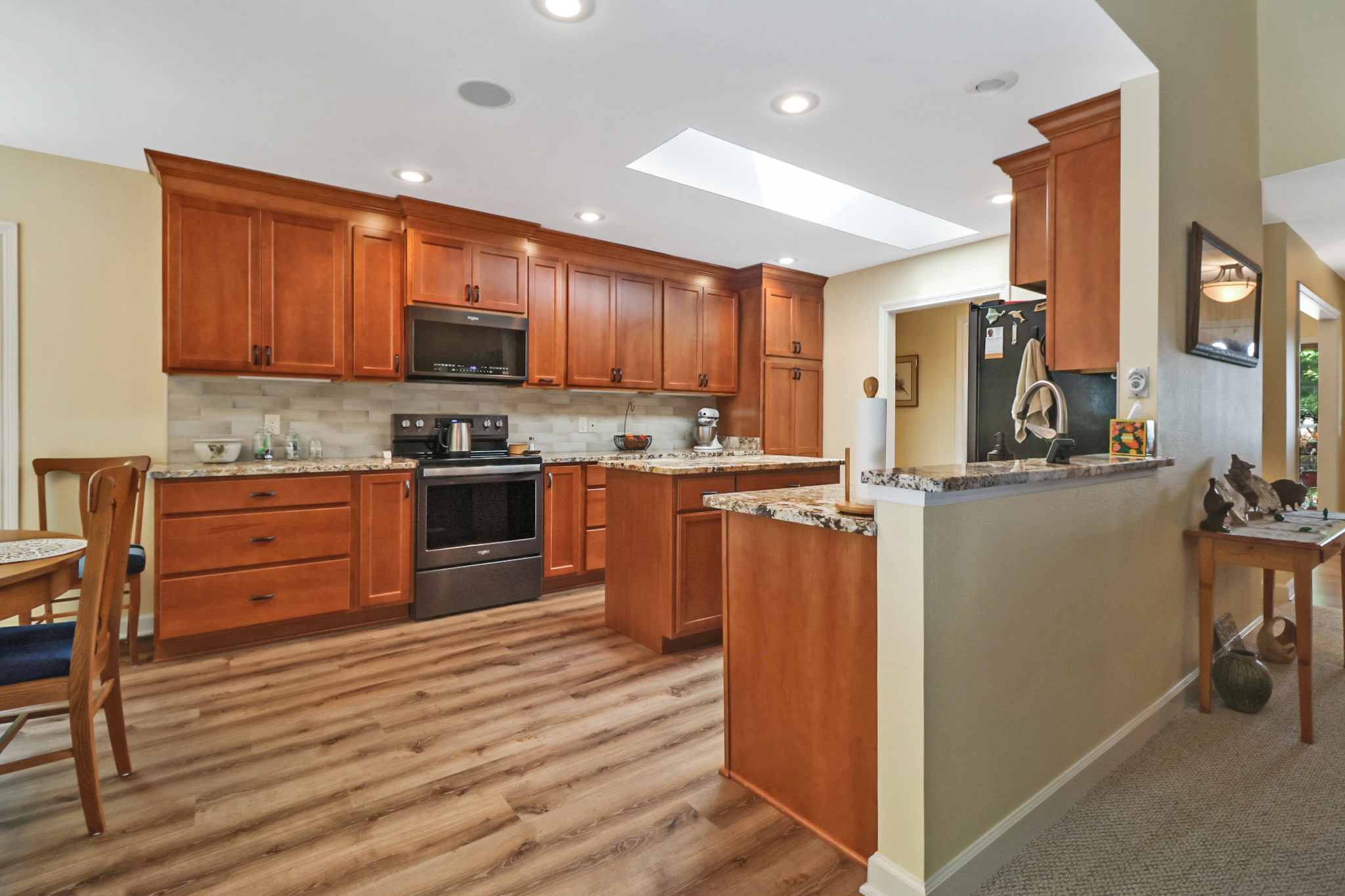 Crossville, Tennessee, 38558, United States, 3 Bedrooms Bedrooms, ,2 BathroomsBathrooms,Residential,For Sale,1975656