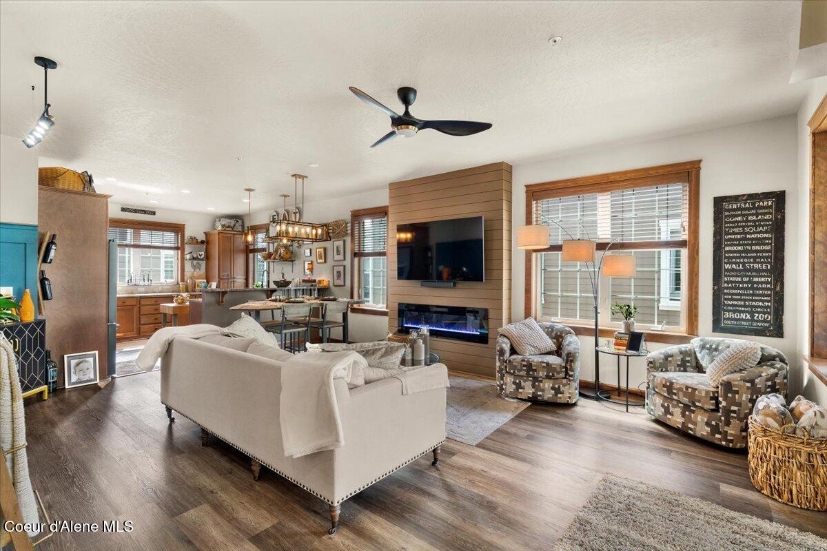 Coeur D'alene, Idaho, 83814, United States, 2 Bedrooms Bedrooms, ,1 BathroomBathrooms,Residential,For Sale,1761897