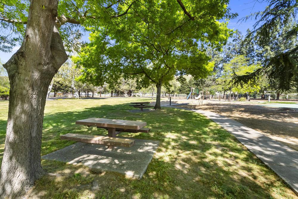 Tres Pinos, California, 95075, United States, 3 Bedrooms Bedrooms, ,3 BathroomsBathrooms,Residential,For Sale,1988626