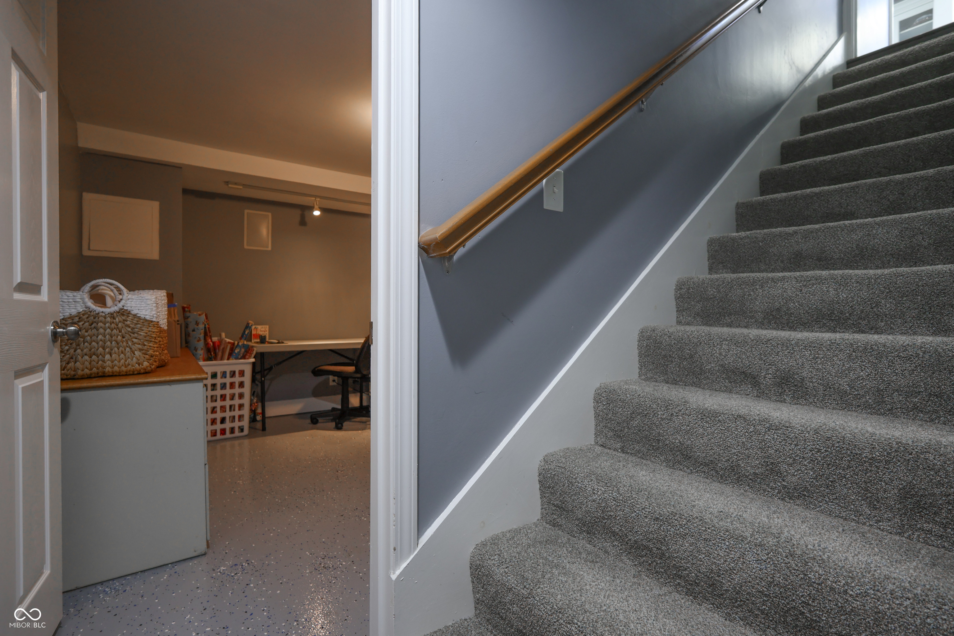 Columbus, Indiana, 47203, United States, 5 Bedrooms Bedrooms, ,6 BathroomsBathrooms,Residential,For Sale,1975671