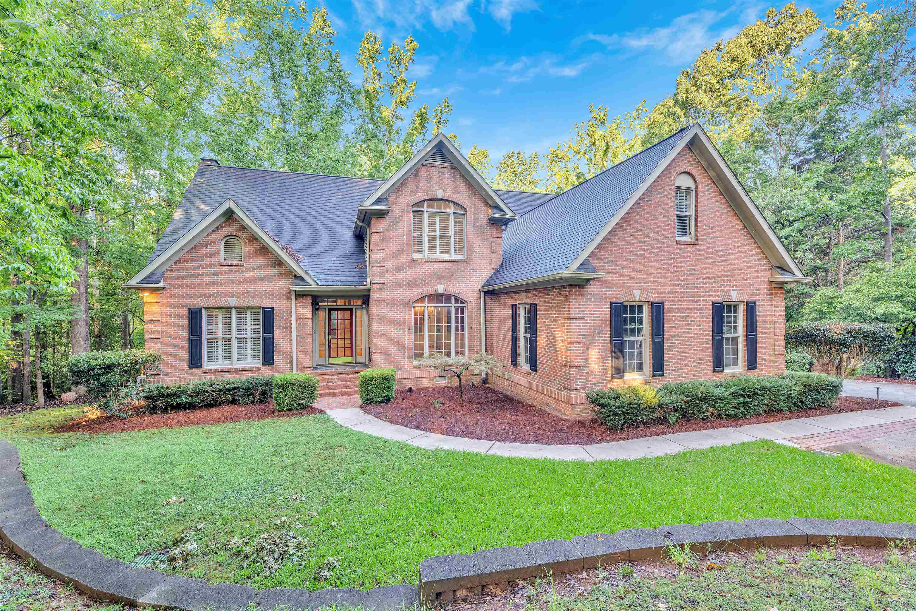 Spartanburg, South Carolina, 29306, United States, 4 Bedrooms Bedrooms, ,5 BathroomsBathrooms,Residential,For Sale,1913145