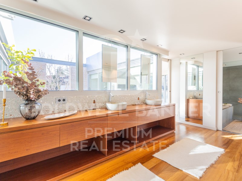 Sant Cugat del Vallès, Catalonia, ES, 6 Bedrooms Bedrooms, ,5 BathroomsBathrooms,Residential,For Sale,1624363