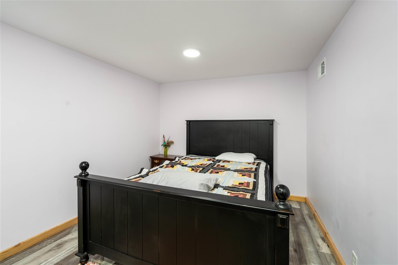 Connersville, Indiana, 47331, United States, 3 Bedrooms Bedrooms, ,2 BathroomsBathrooms,Residential,For Sale,1847503