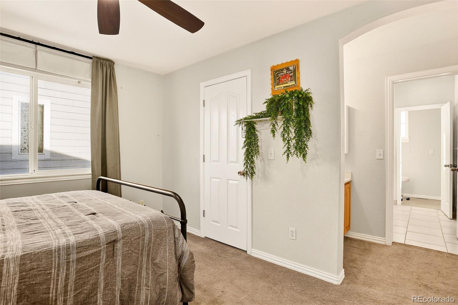 Highlands Ranch, Colorado, 80126, United States, 5 Bedrooms Bedrooms, ,4 BathroomsBathrooms,Residential,For Sale,1989546