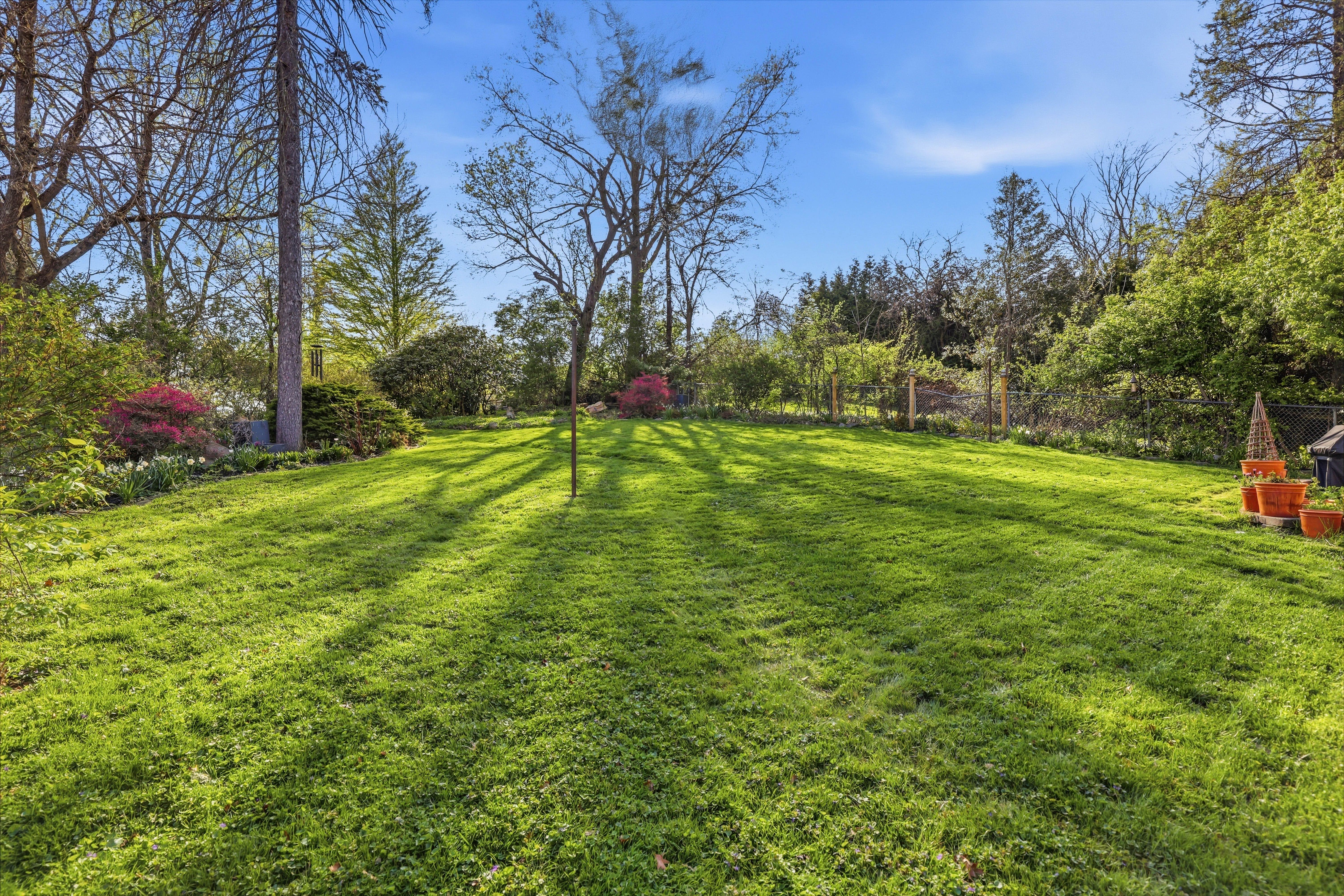  552 Greenhurst Dr, Pittsburgh, PA 15243 - 物件實景